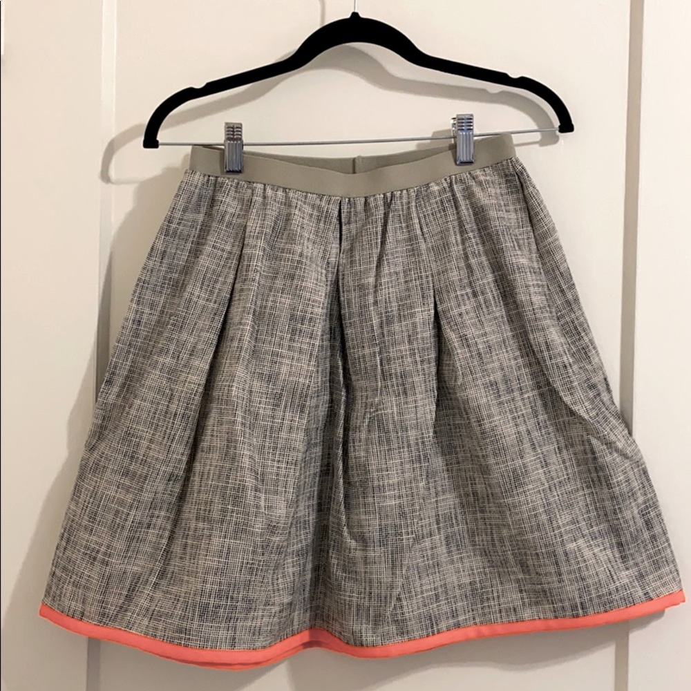 Hache Black and White Elastic Waist Flared Skirt